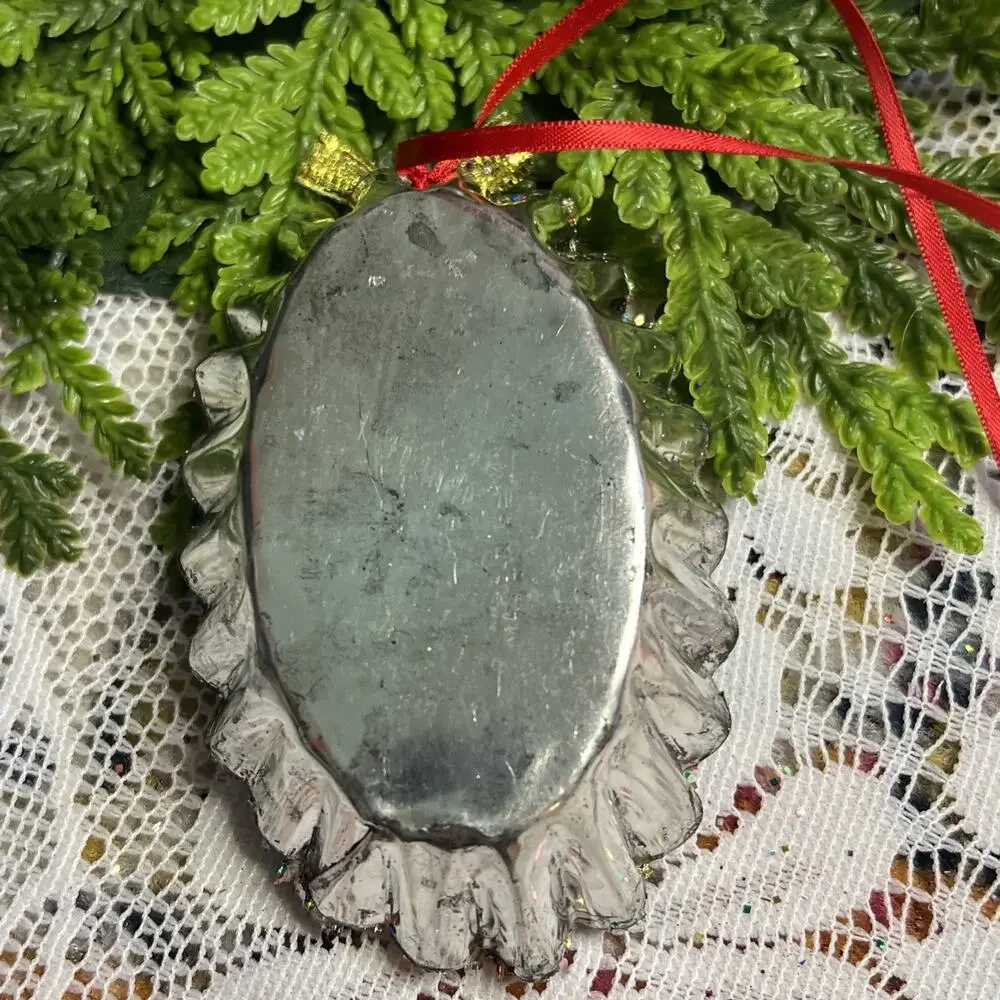 Vintage Oval Tart Tin Santa Claus Diorama Mid Century Style Glitter Ornament